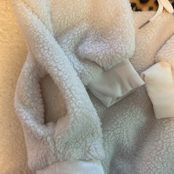 Cheetah & White Quarter zip hoodie - Picture 3 of 3